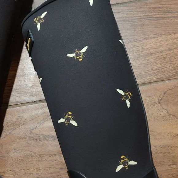 NWT Joules 5 neoprene right as rain printed bee boots tall black wellies - Picture 2 of 8